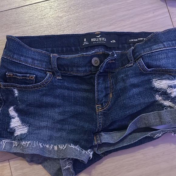 7 Pairs of Jeans - Picture 7 of 8